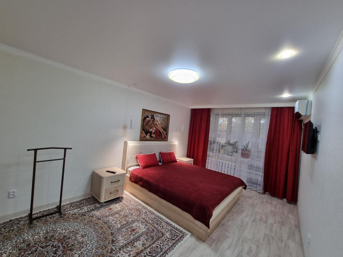 Посуточная Квартира На Мухита C Wi-Fi Oral Exterior foto