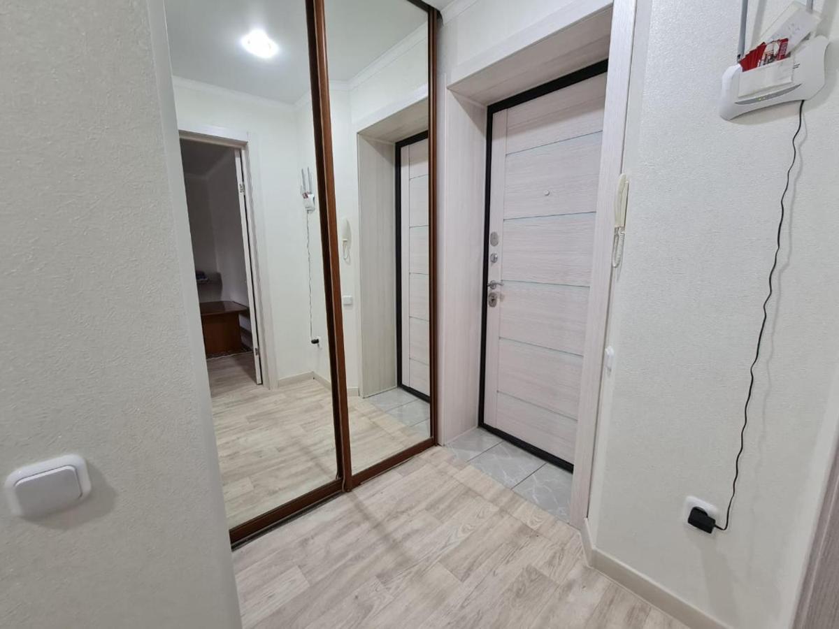 Посуточная Квартира На Мухита C Wi-Fi Oral Exterior foto